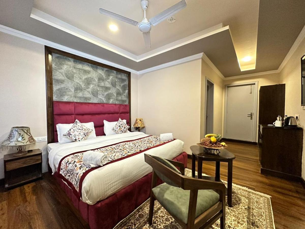 Srinagar Group Of Hotels Dış mekan fotoğraf